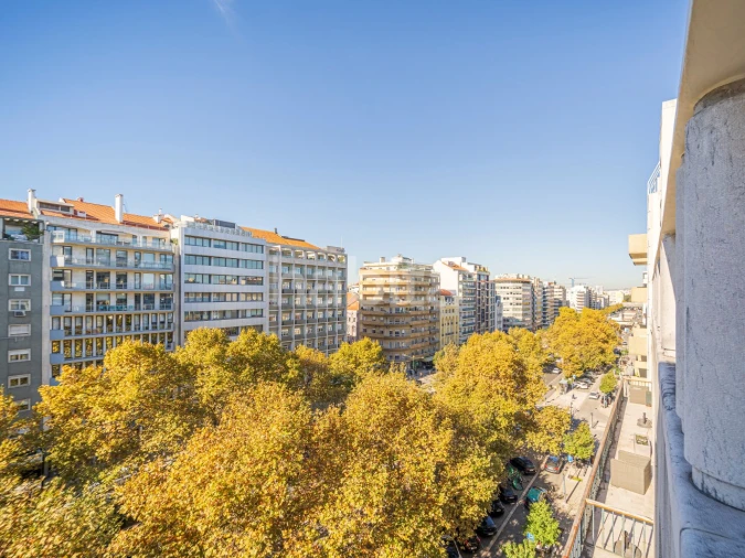 Apartamento T4 para Arrendamento em Avenidas Novas Foto 10