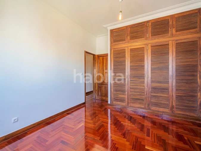 Apartamento T4 para Arrendamento em Avenidas Novas Foto 38