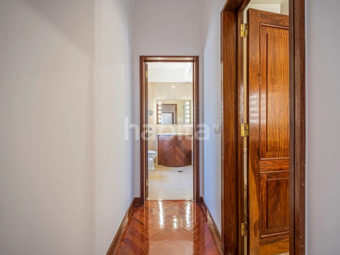 Apartamento T4 para Arrendamento em Avenidas Novas Foto 41