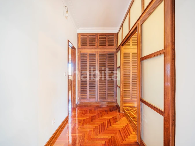 Apartamento T4 para Arrendamento em Avenidas Novas Foto 49