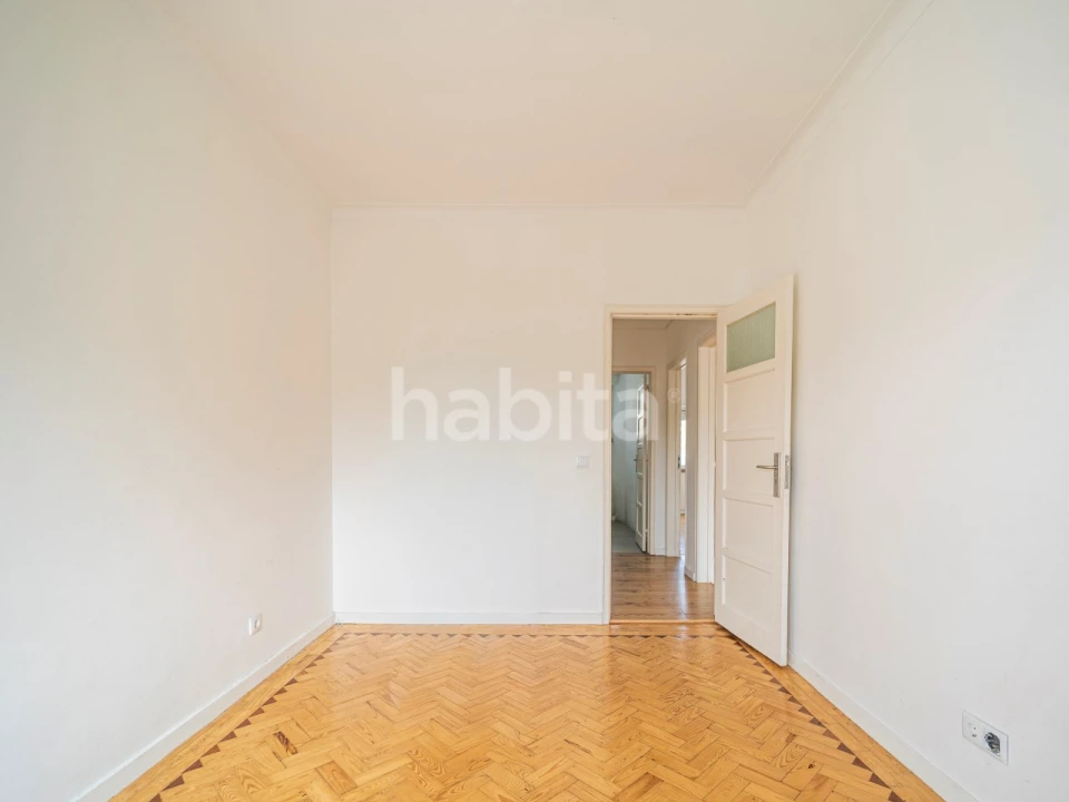 Apartamento T2 para Venda em Queluz e Belas Foto 16