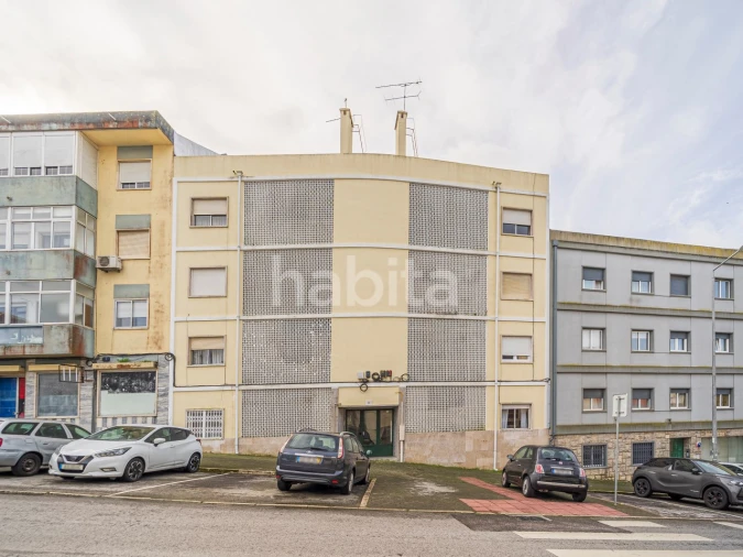 Apartamento T2 para Venda em Queluz e Belas Foto 26