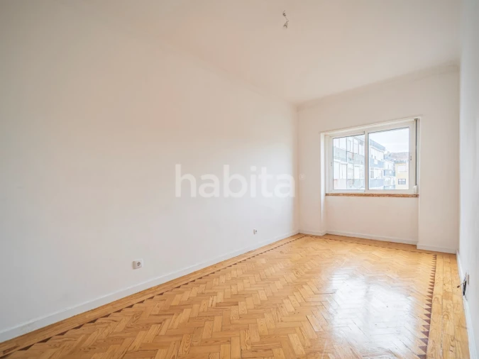 Apartamento T2 para Venda em Queluz e Belas Foto 14