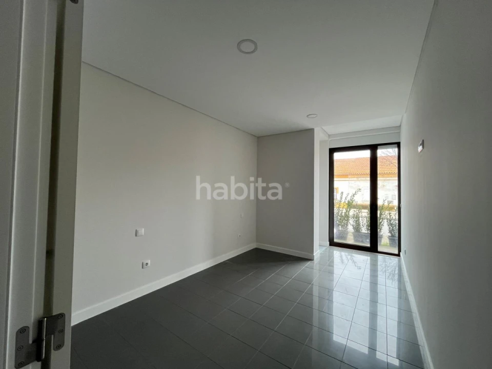 Apartamento T2 para Venda em Sines Foto 9