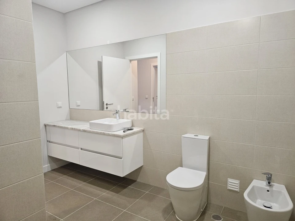 Apartamento T2 para Venda em Sines Foto 17