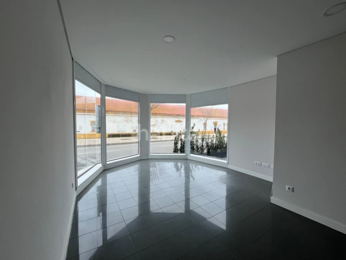 Apartamento T2 para Venda em Sines Foto 1