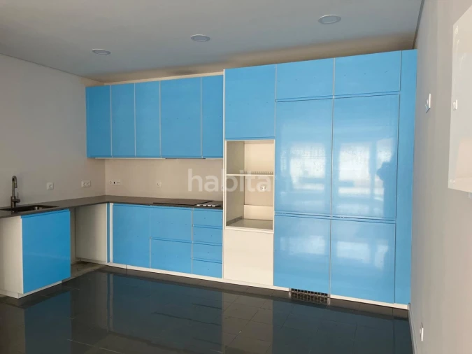 Apartamento T2 para Venda em Sines Foto 6