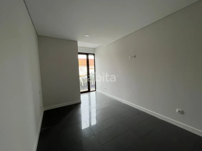 Apartamento T2 para Venda em Sines Foto 10