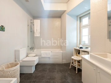 Apartamento T4 para Venda em Santa Maria Maior