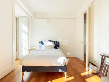 Apartamento T4 para Venda em Santa Maria Maior