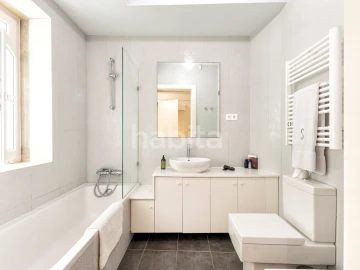 Apartamento T4 para Venda em Santa Maria Maior