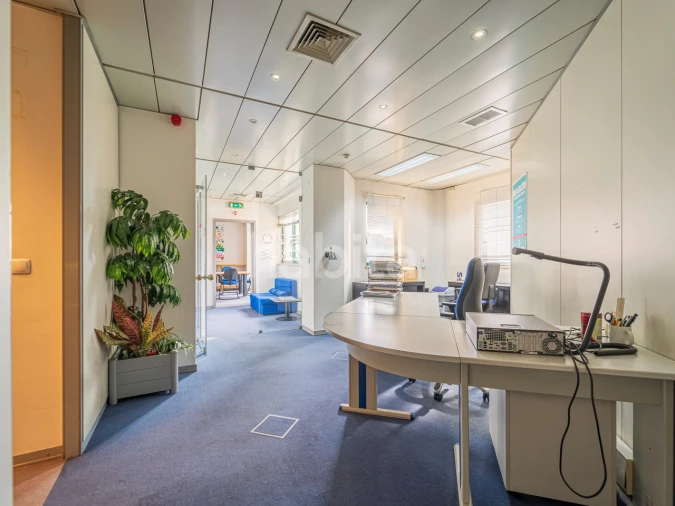 Escritório para Venda em Algés, Linda-A-Velha e Cruz Quebrada-Dafundo Foto 15