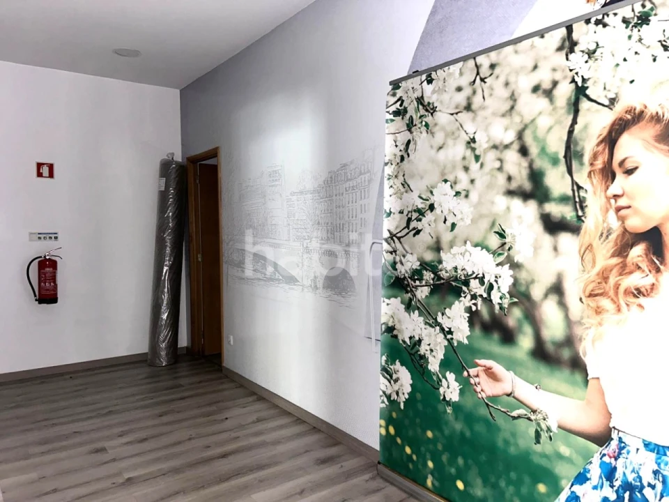 Loja para Venda em São João da Madeira Foto 7