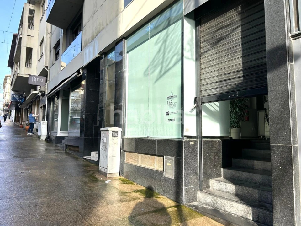 Loja para Venda em São João da Madeira Foto 17