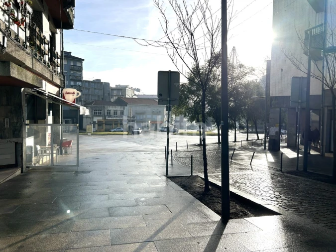 Loja para Venda em São João da Madeira Foto 10