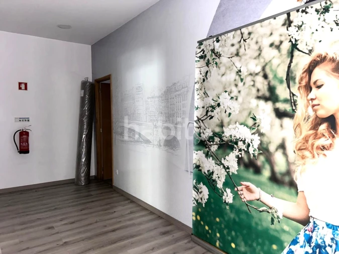 Loja para Venda em São João da Madeira Foto 7