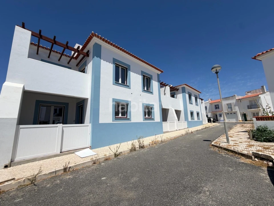 Moradia T3 para Venda em Porto Covo Foto 2