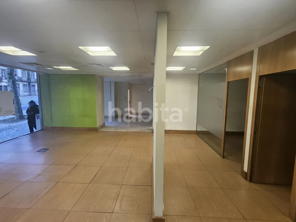 Loja para Arrendamento em Cedofeita, Santo Ildefonso, Sé, Miragaia, São Nicolau e Vitória Foto 12