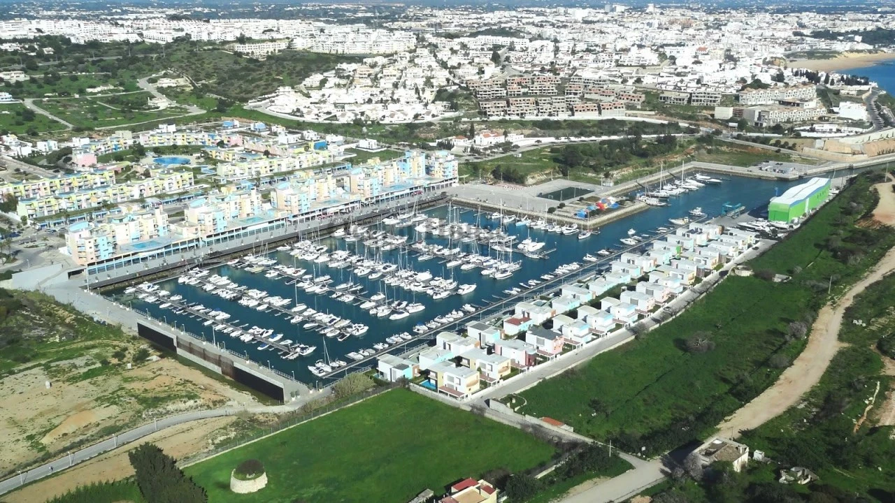 Apartamento T3 para Venda em Albufeira e Olhos de Água Foto 6