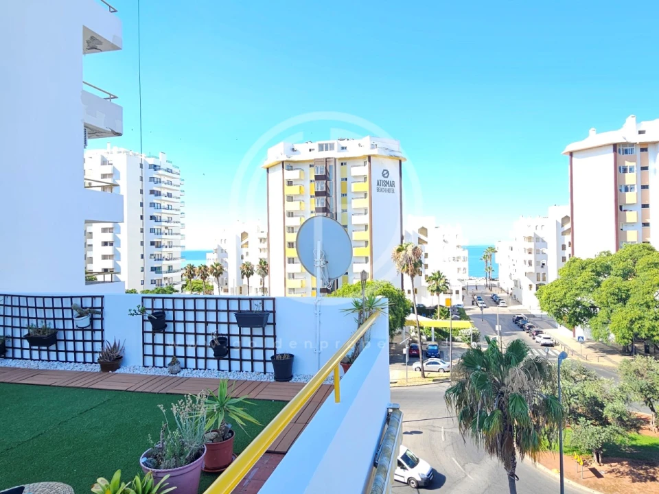 Apartamento T2 para Venda em Quarteira Foto 17