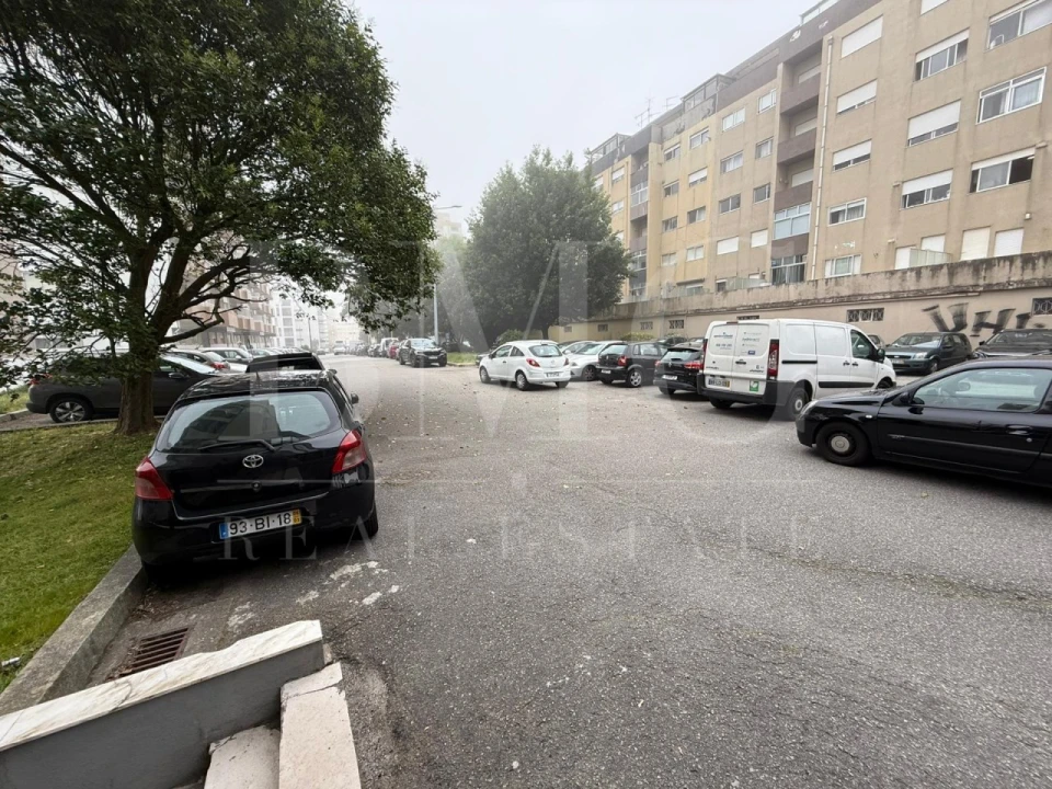 Armazém para Arrendamento em Santa Marinha e São Pedro da Afurada Foto 8