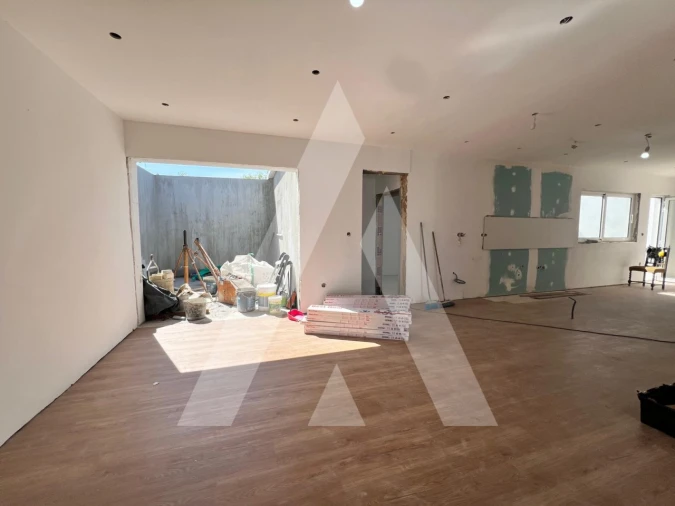 Moradia T3 para Venda em Esgueira Foto 9