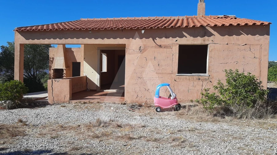 Terreno para Venda em Santa Barbara de Nexe Foto 4