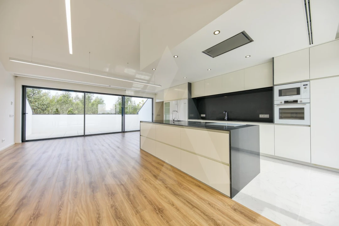 Apartamento T4 para Arrendamento em Albergaria-A-Velha e Valmaior Foto 1