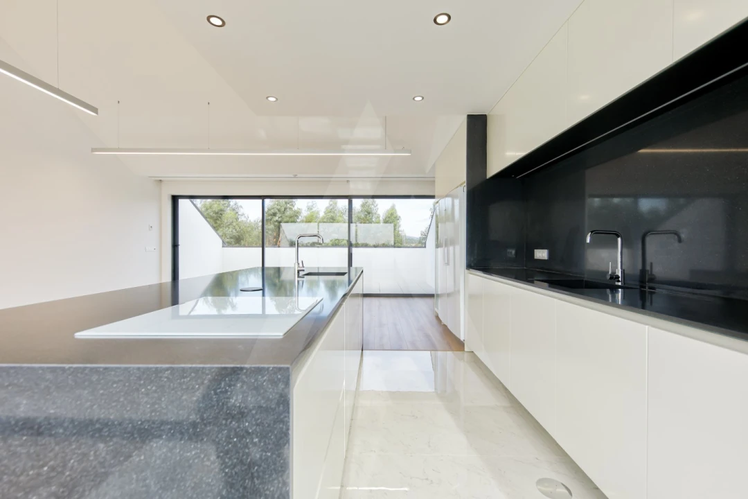 Apartamento T4 para Arrendamento em Albergaria-A-Velha e Valmaior Foto 4