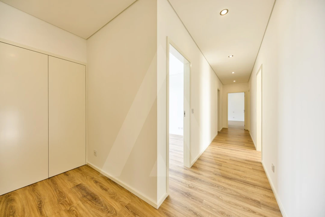 Apartamento T4 para Arrendamento em Albergaria-A-Velha e Valmaior Foto 38