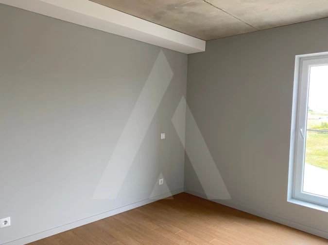 Apartamento T1 para Arrendamento em Glória e Vera Cruz Foto 6