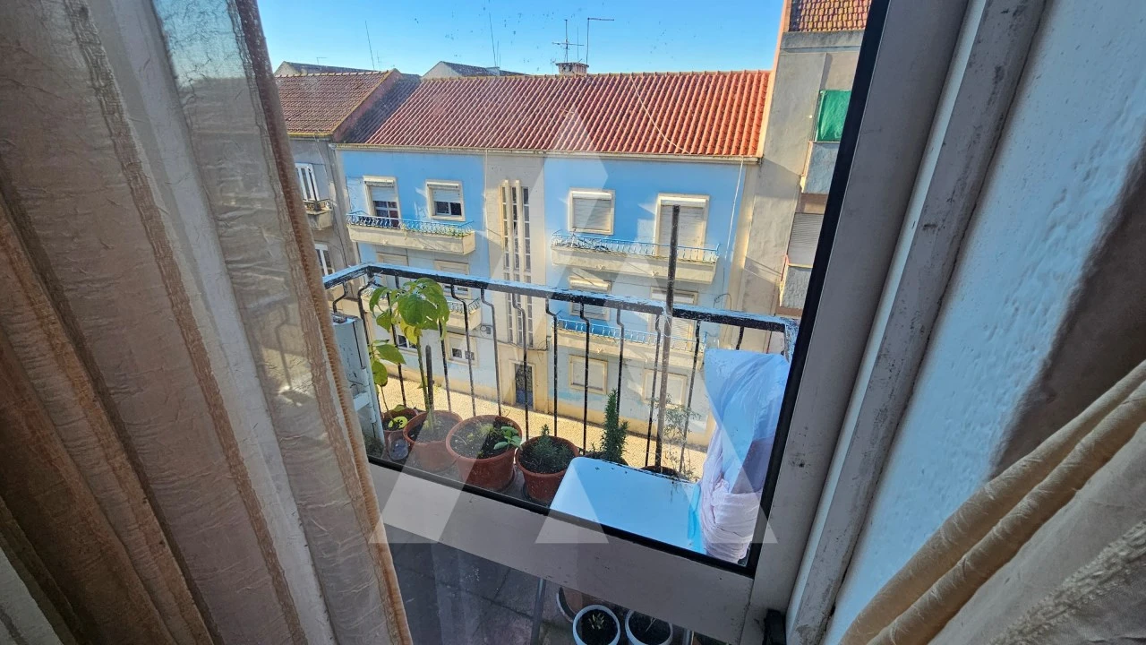 Apartamento T2 para Venda em Barreiro e Lavradio Foto 6