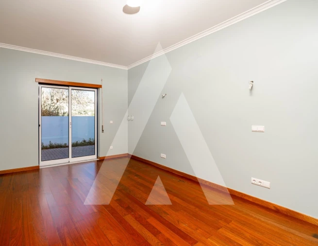 Moradia T3 para Venda em Carapinheira Foto 43