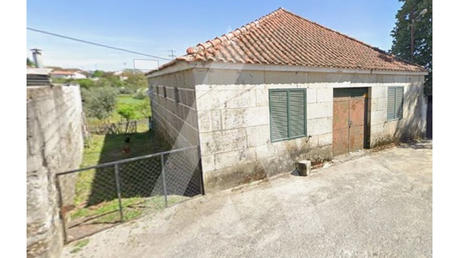 Armazém para Venda em Faíl e Vila Chã de Sá