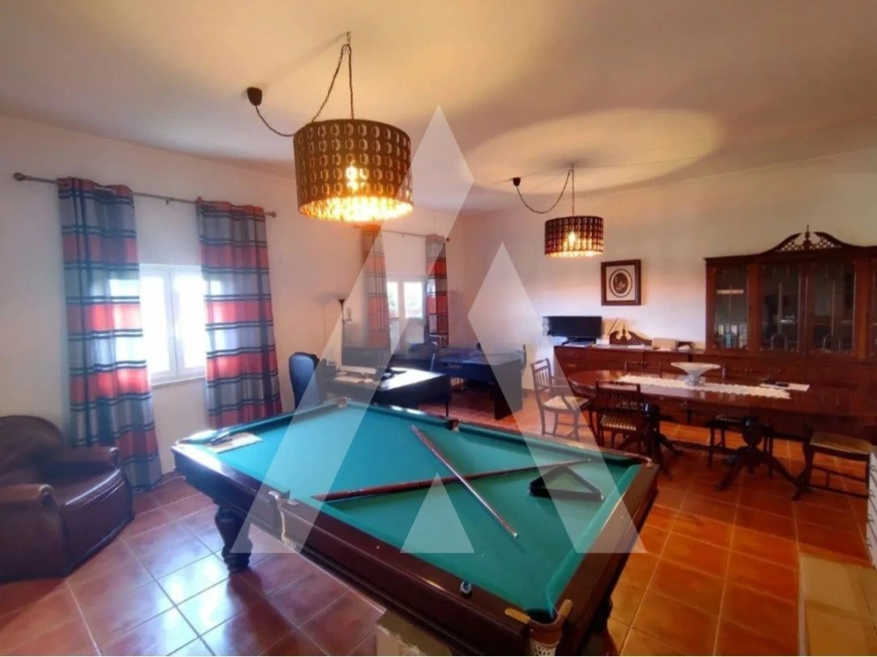 Moradia T6 para Venda em Porto Salvo Foto 7