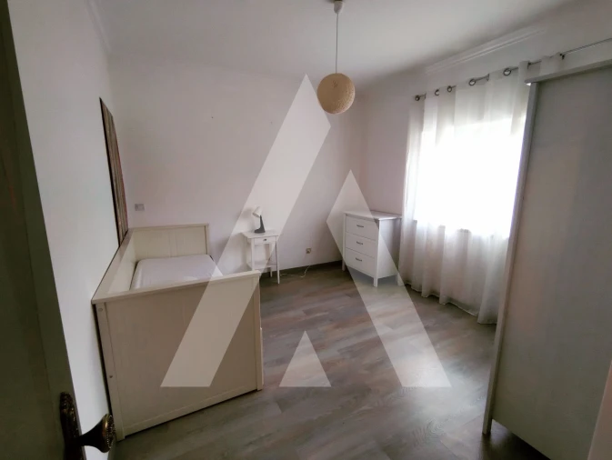 Moradia T6 para Venda em Porto Salvo Foto 17