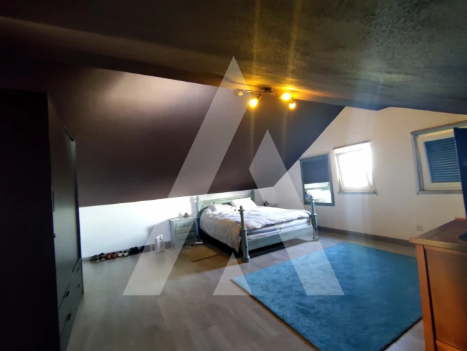 Moradia T6 para Venda em Porto Salvo Foto 19