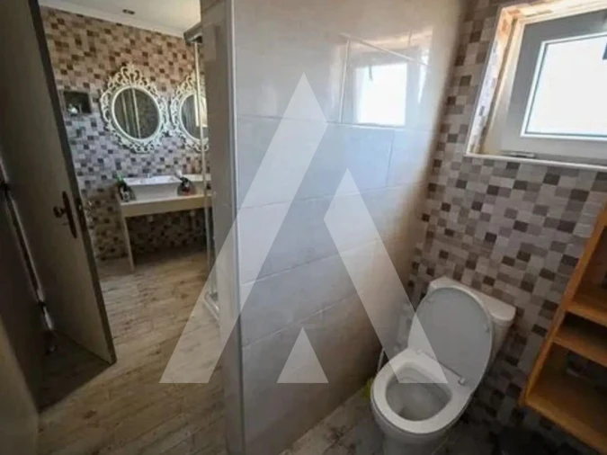 Moradia T6 para Venda em Porto Salvo Foto 14