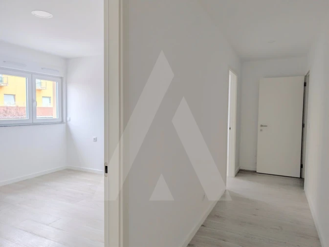 Apartamento T2 para Arrendamento em Aradas Foto 6