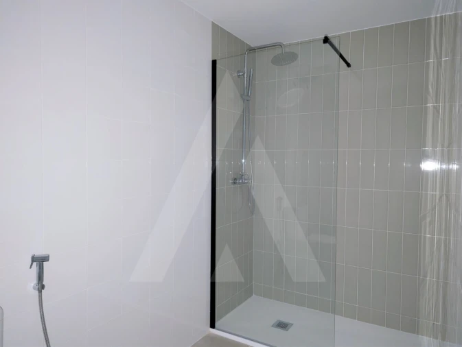 Apartamento T2 para Arrendamento em Aradas Foto 12