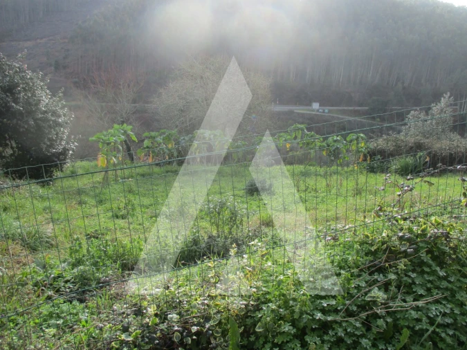 Terreno para Venda em Moita Foto 4