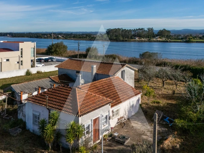Moradia T3 para Venda em Ovar, São João, Arada e São Vicente de Pereira Jusã Foto 1
