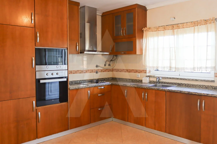 Apartamento T2 para Arrendamento em Requeixo, Nossa Senhora de Fátima e Nariz Foto 3