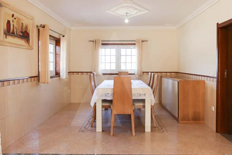 Apartamento T2 para Arrendamento em Requeixo, Nossa Senhora de Fátima e Nariz Foto 9