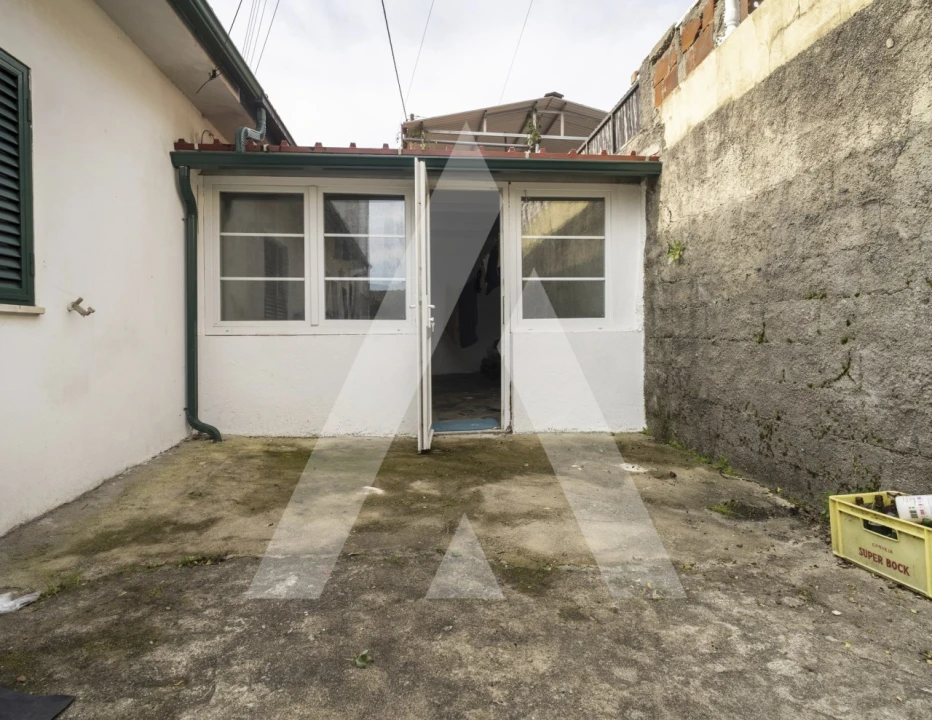 Moradia T3 para Venda em Poiares (Santo Andre) Foto 16