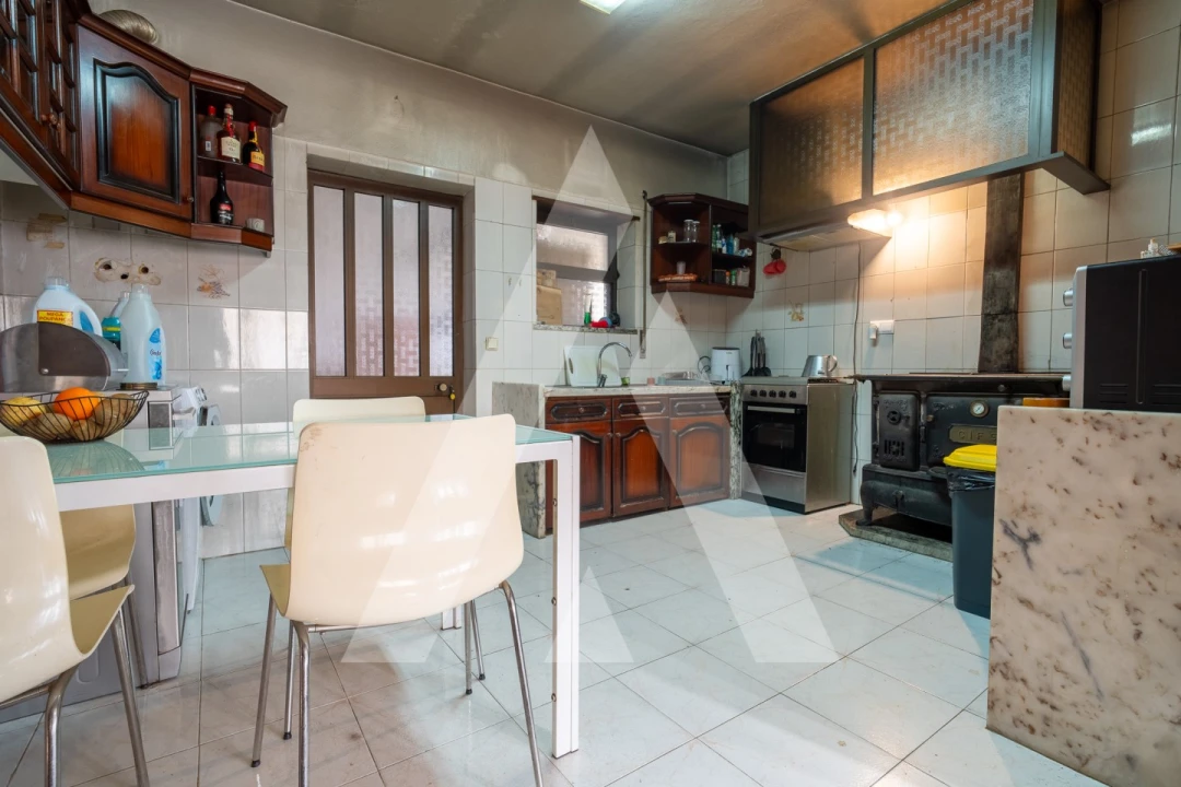 Moradia T3 para Venda em Poiares (Santo Andre) Foto 5