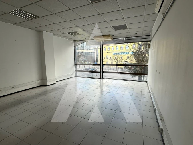 Loja para Arrendamento em Leiria, Pousos, Barreira e Cortes Foto 3