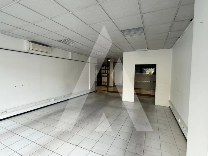 Loja para Arrendamento em Leiria, Pousos, Barreira e Cortes Foto 8