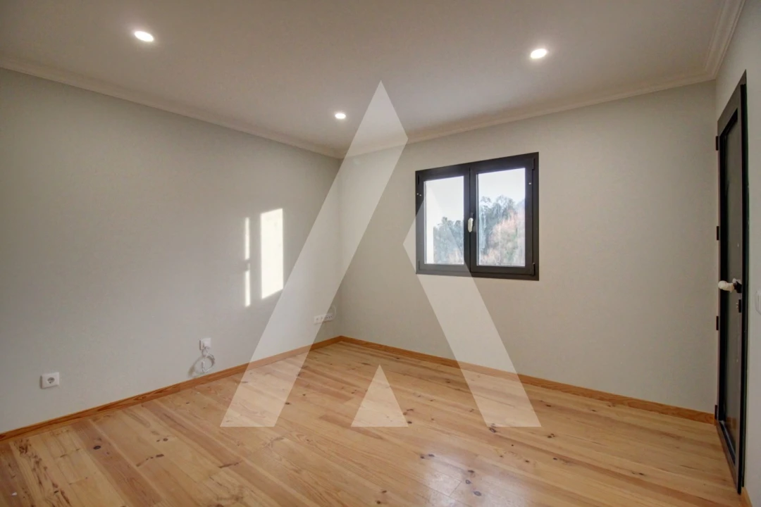 Moradia T2 para Venda em Oliveira do Bairro Foto 33