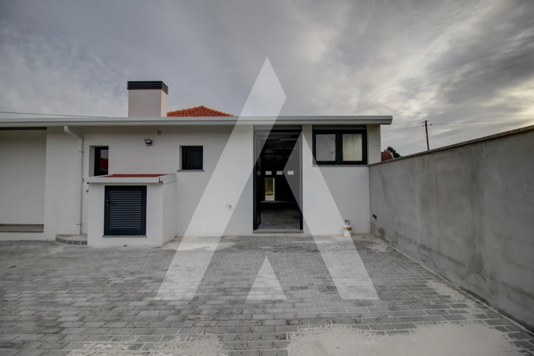 Moradia T2 para Venda em Oliveira do Bairro Foto 35